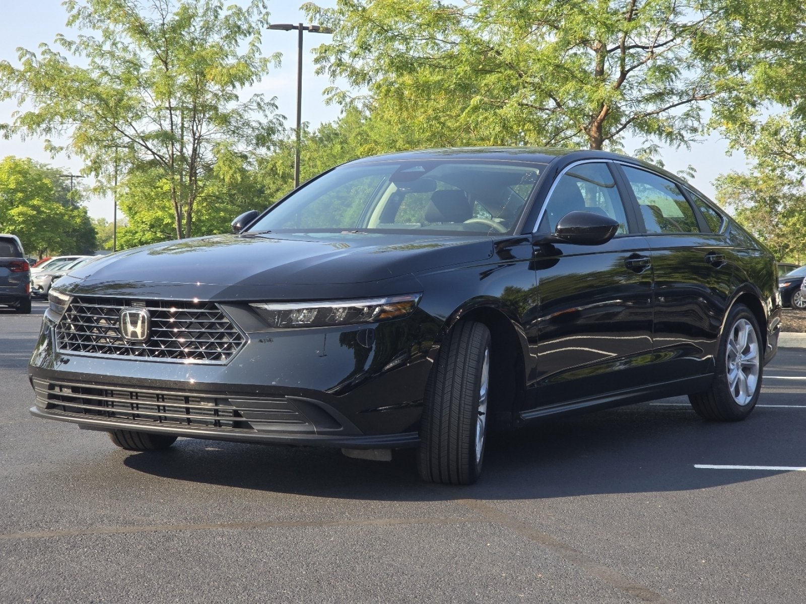 Used 2025 Honda Accord LX image 11