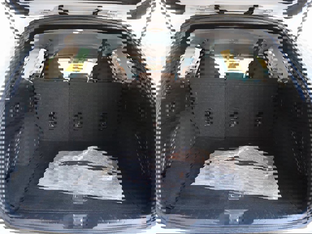 Used 2021 Subaru Outback Base image 15