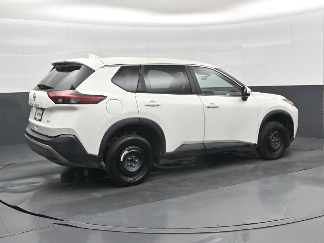 Used 2023 Nissan Rogue SV FWD image 32