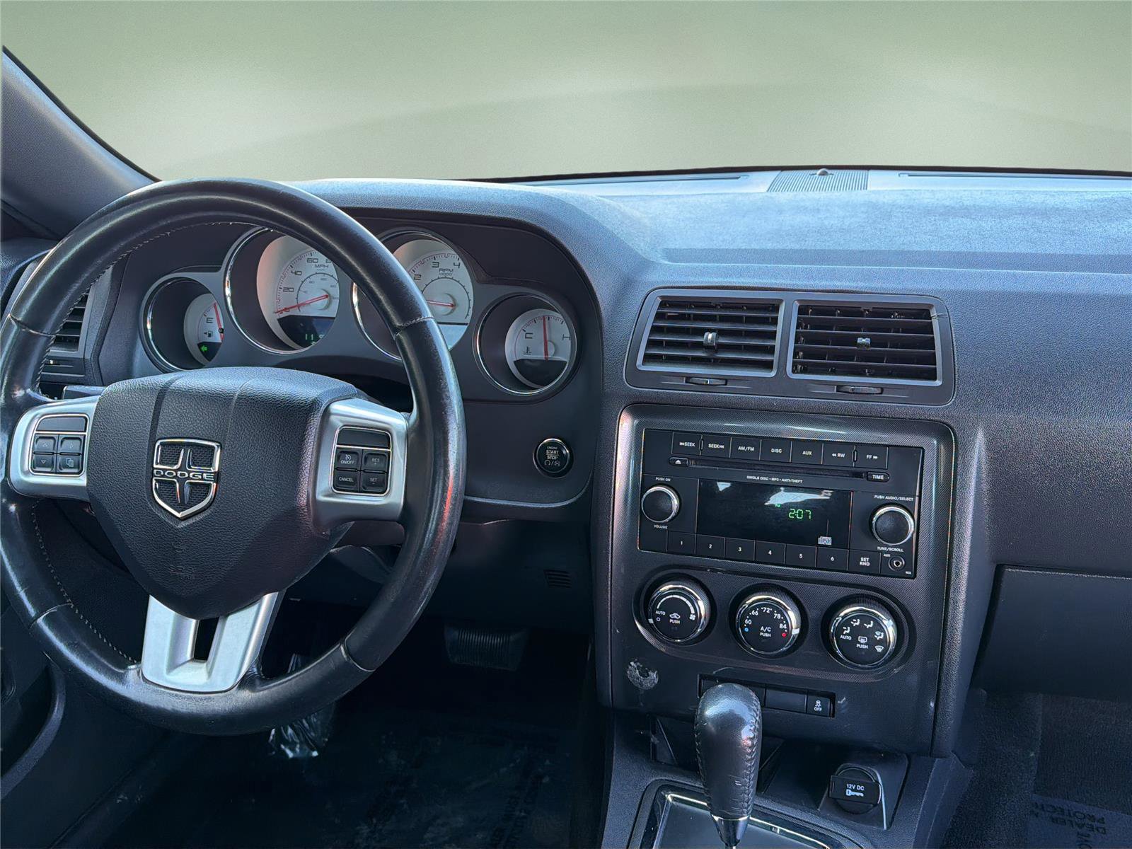 Used 2012 Dodge Challenger SXT RWD image 11