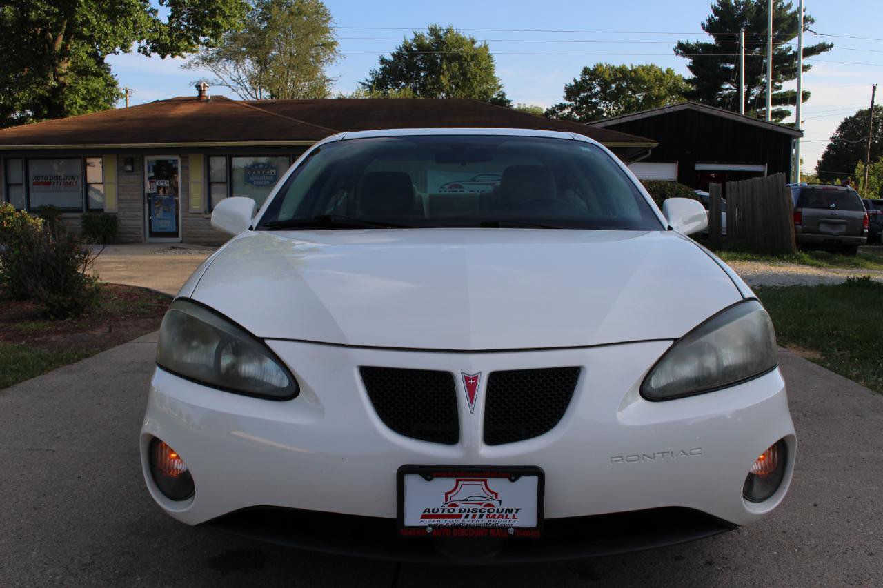 Used 2008 Pontiac Grand Prix w/ Preferred Package FWD image 3