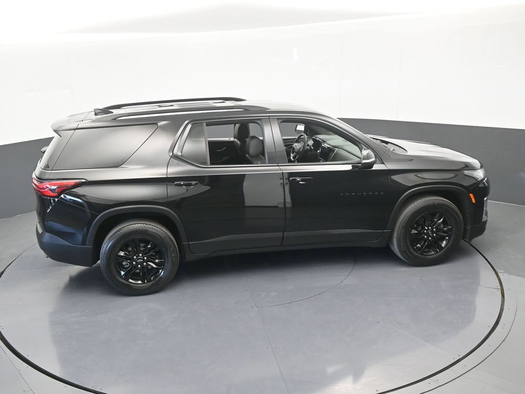 Used 2023 Chevrolet Traverse LT w/ Midnight/Sport Edition image 55