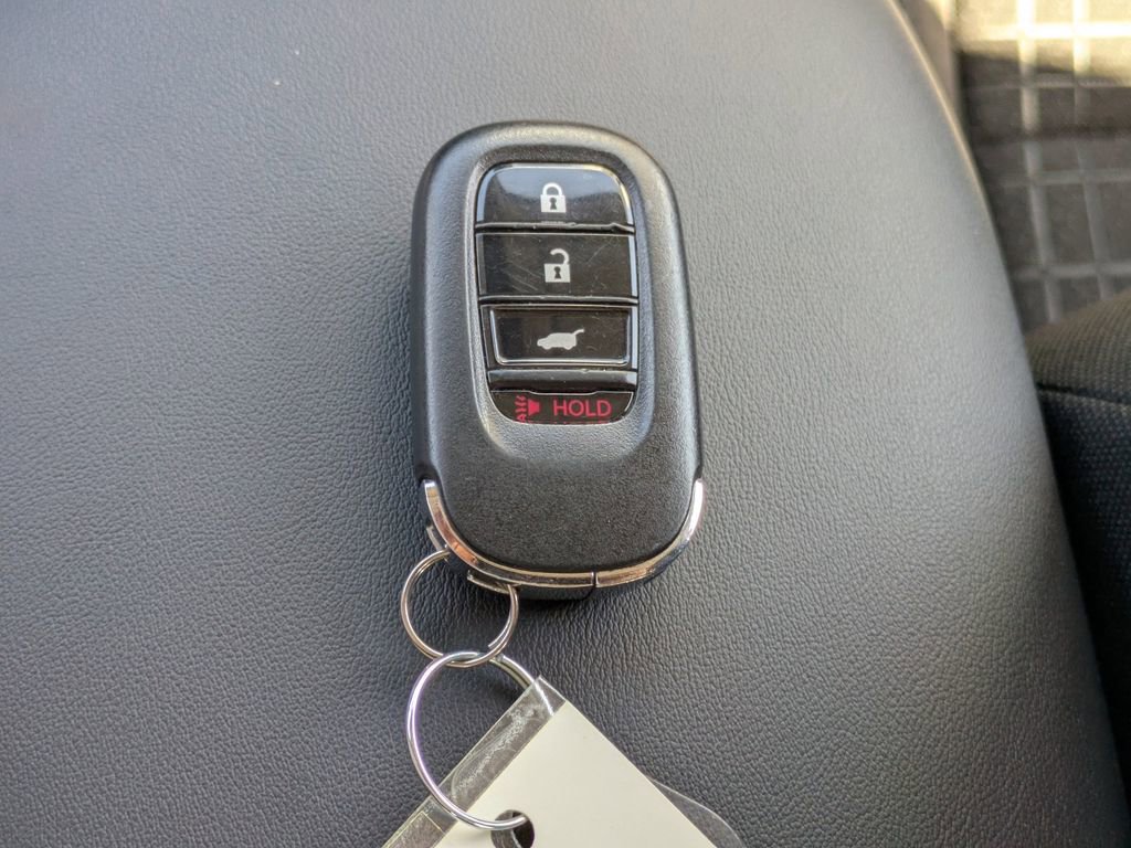 Used 2024 Honda HR-V LX image 28