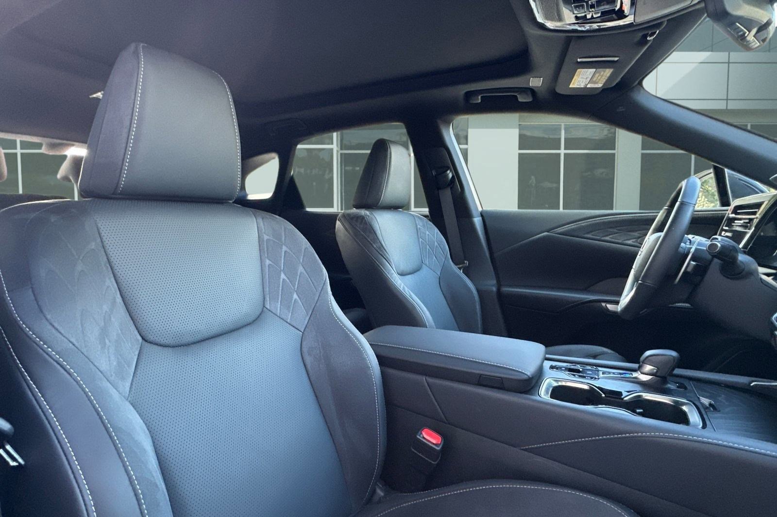 Certified 2024 Lexus RX 350 AWD image 32