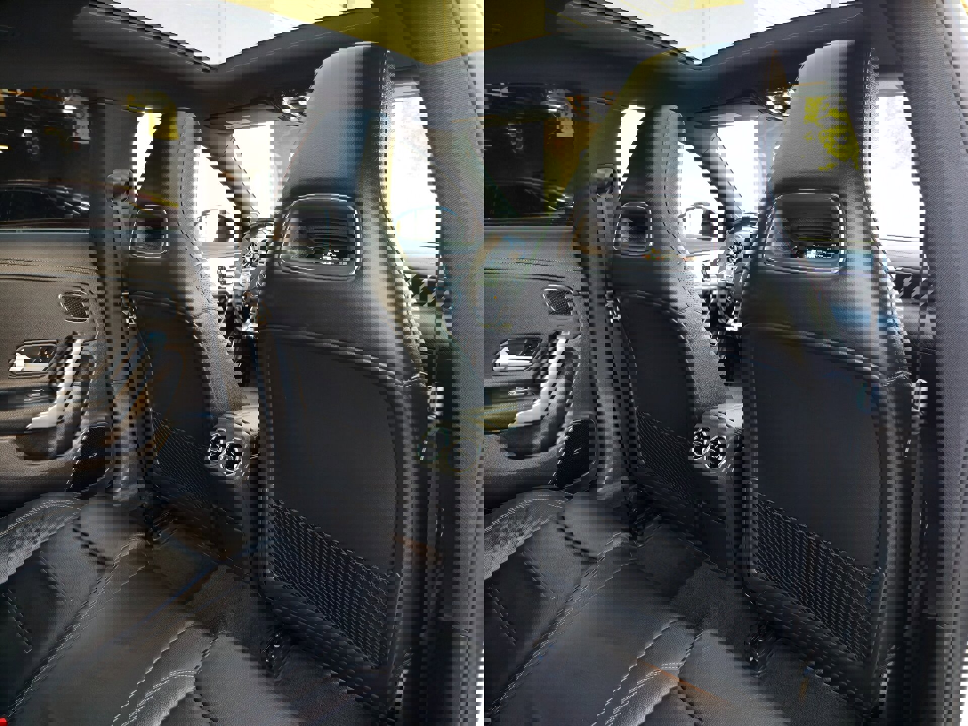 Used 2020 Mercedes-Benz CLA 35 AMG 4MATIC image 36