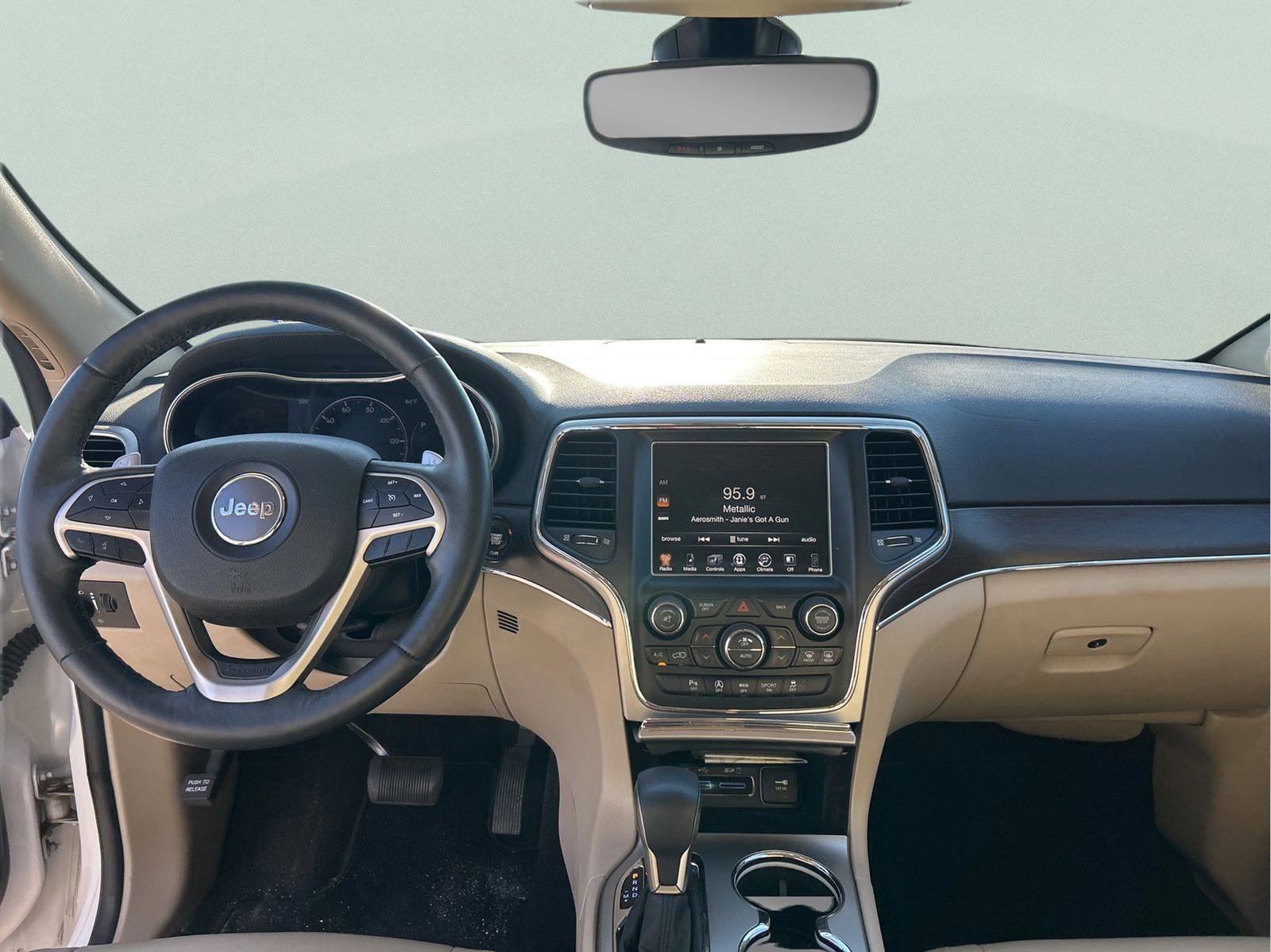 Certified 2017 Jeep Grand Cherokee Limited image 10