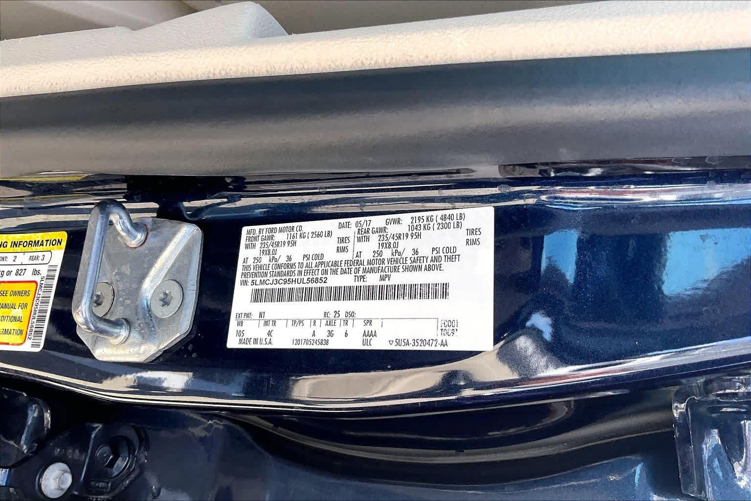 Used 2017 Lincoln MKC Reserve FWD image 36