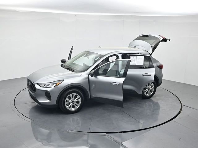Used 2024 Ford Escape Active w/ Cold Weather Package image 43