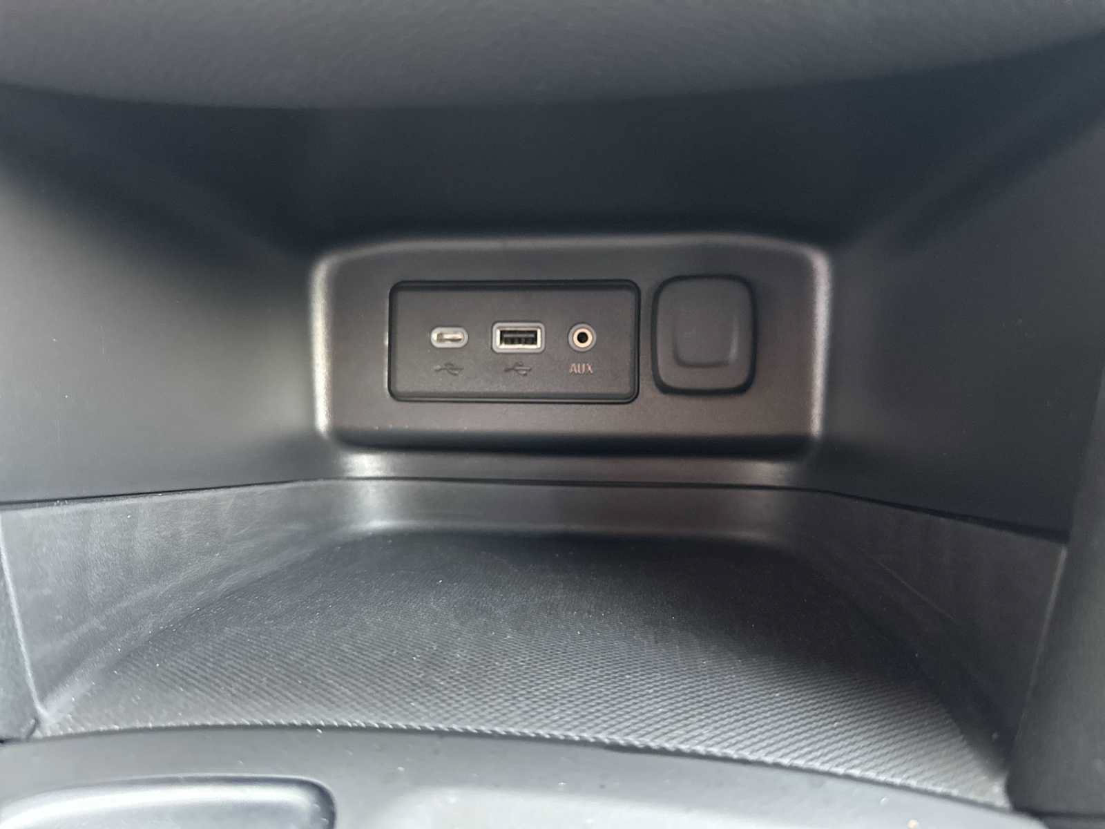 Certified 2019 Chevrolet Equinox LT FWD image 35