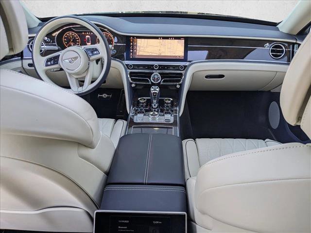 Used 2021 Bentley Flying Spur V8 image 20