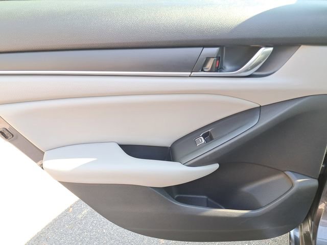 Used 2019 Honda Accord EX image 13