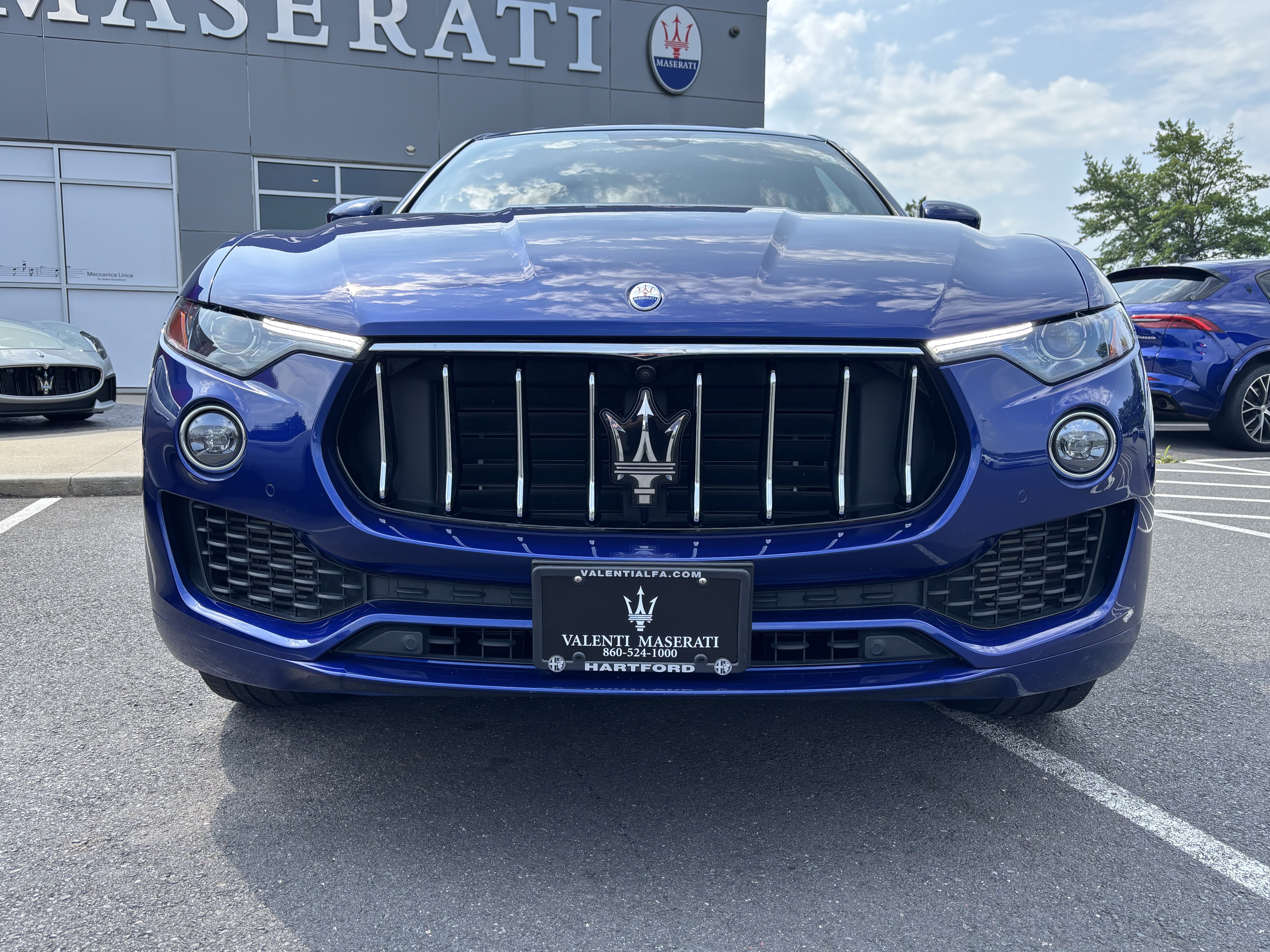 Used 2021 Maserati Levante S AWD/4WD image 11