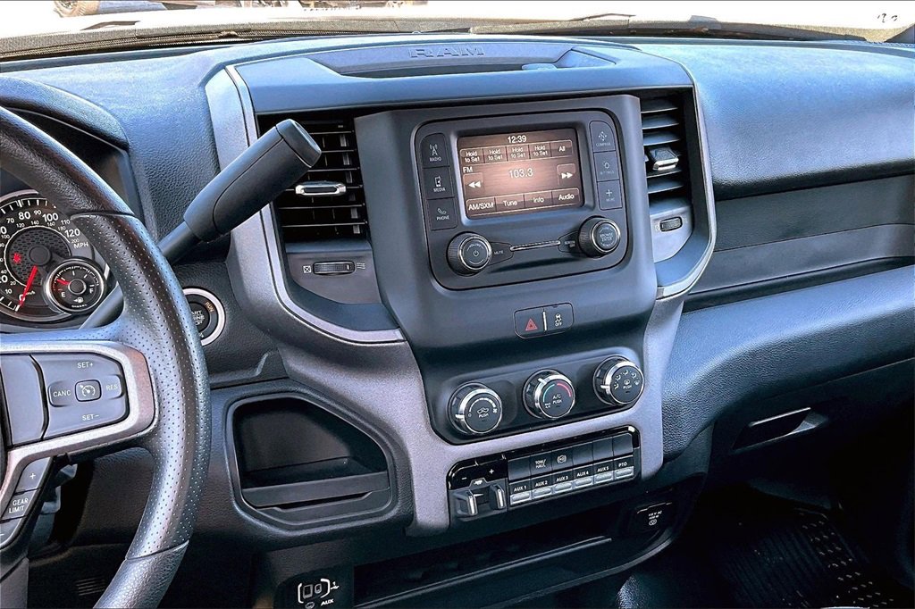 Used 2024 RAM 5500 Tradesman w/ Chrome Appearance Group image 10