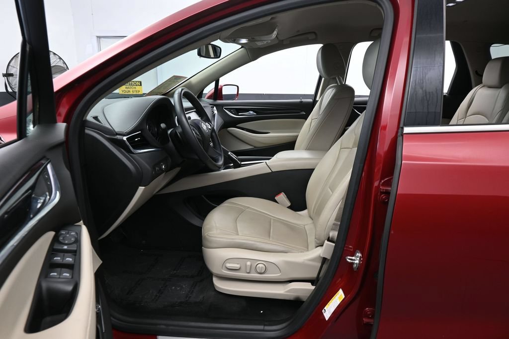 Used 2020 Buick Enclave Essence FWD image 11
