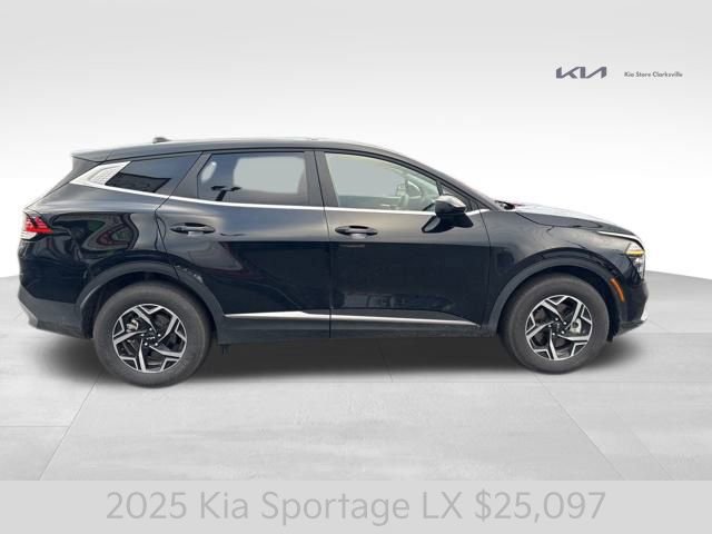 Certified 2025 Kia Sportage LX image 9