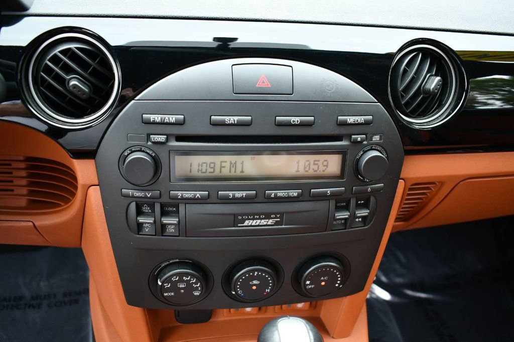 Used 2007 MAZDA MX-5 Miata Grand Touring w/ Premium Pkg image 53