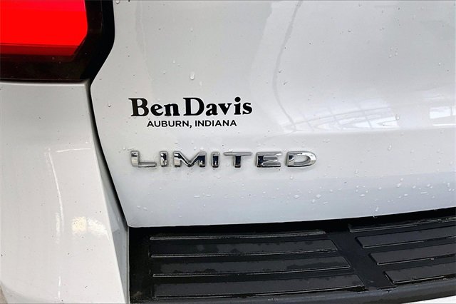 Used 2022 Ford Expedition Limited image 25