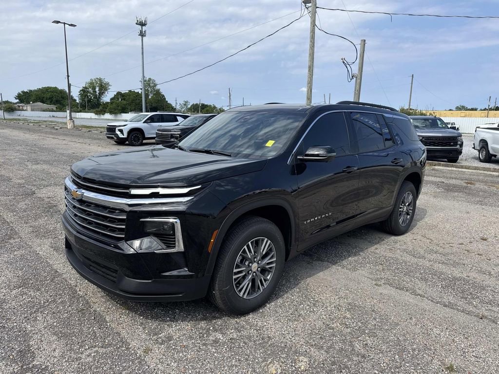 New 2026 Chevrolet Traverse LT FWD image 3