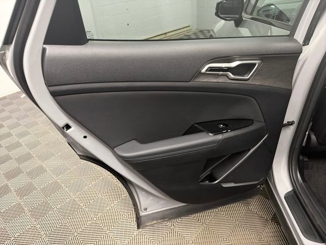 Certified 2025 Kia Sportage X-Line w/ Premium Package AWD/4WD image 16