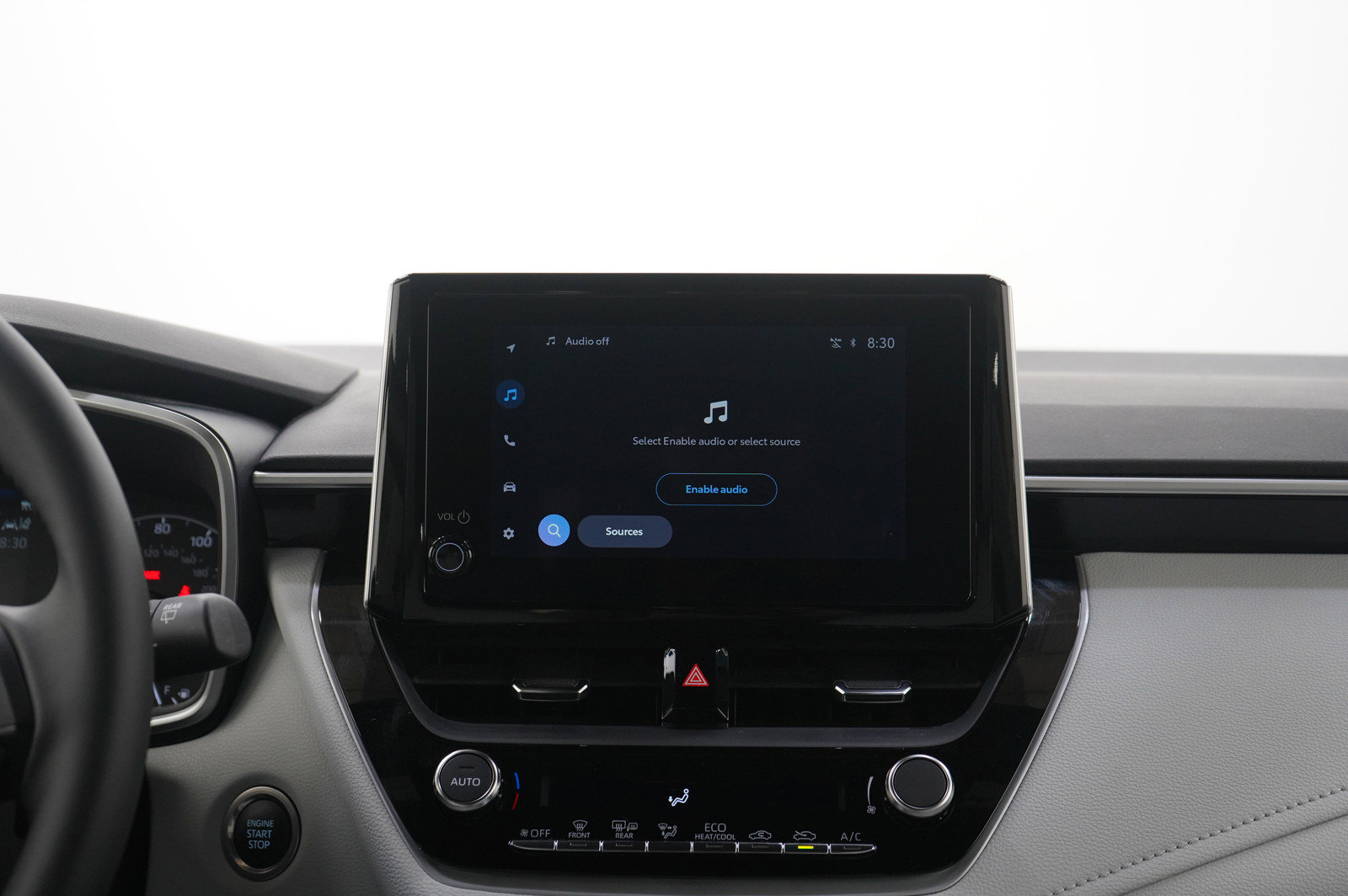 Used 2024 Toyota Corolla SE w/ SE Package image 15