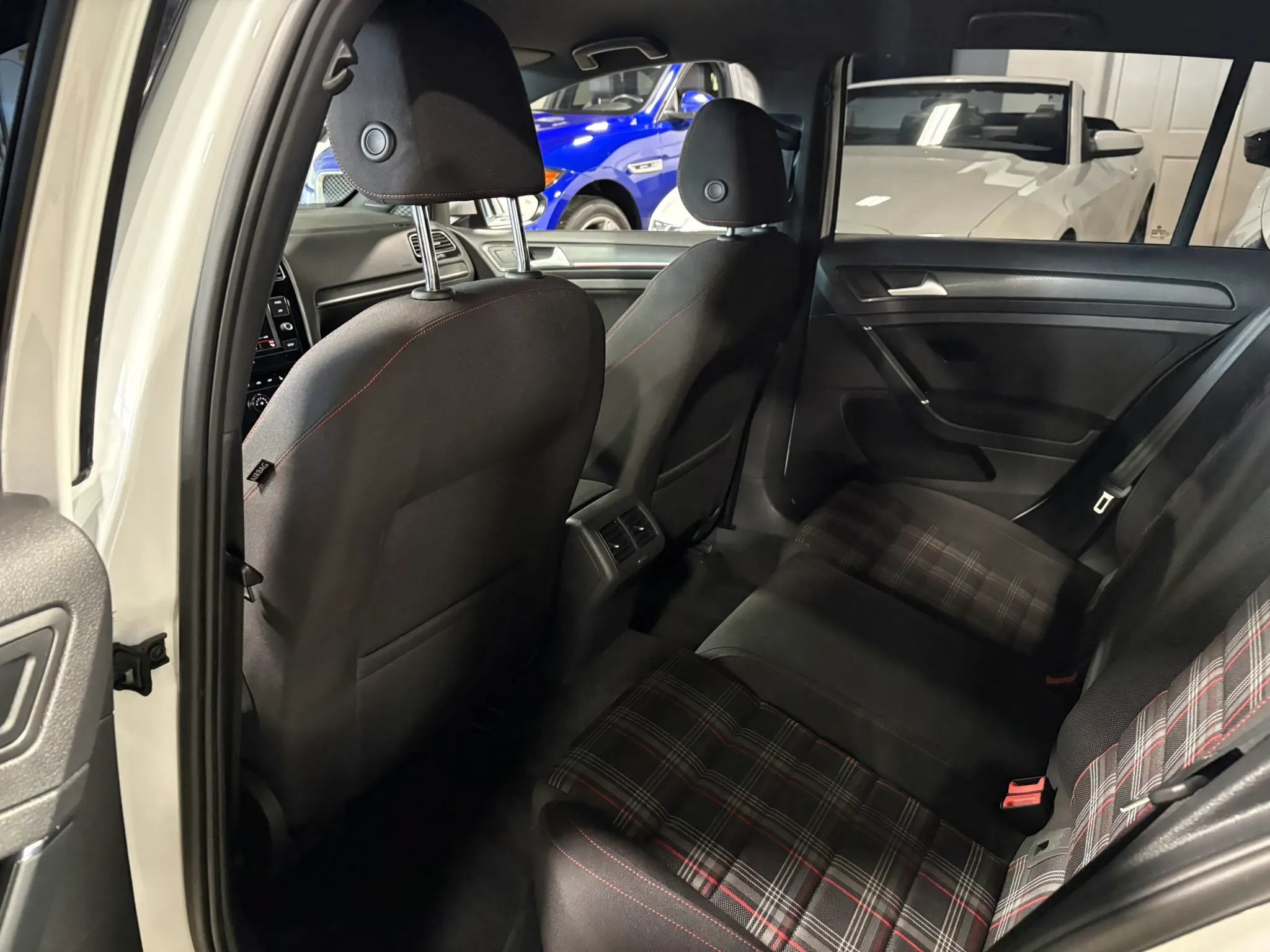 Used 2019 Volkswagen GTI S FWD image 10