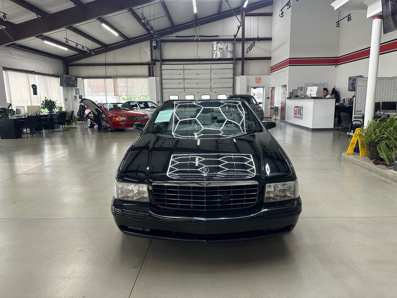 Used 1998 Cadillac De Ville Base 4dr Sedan FWD image 6