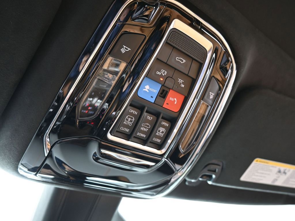 Used 2024 Jeep Grand Wagoneer Series III w/ Quick Order Packagew 28T image 25