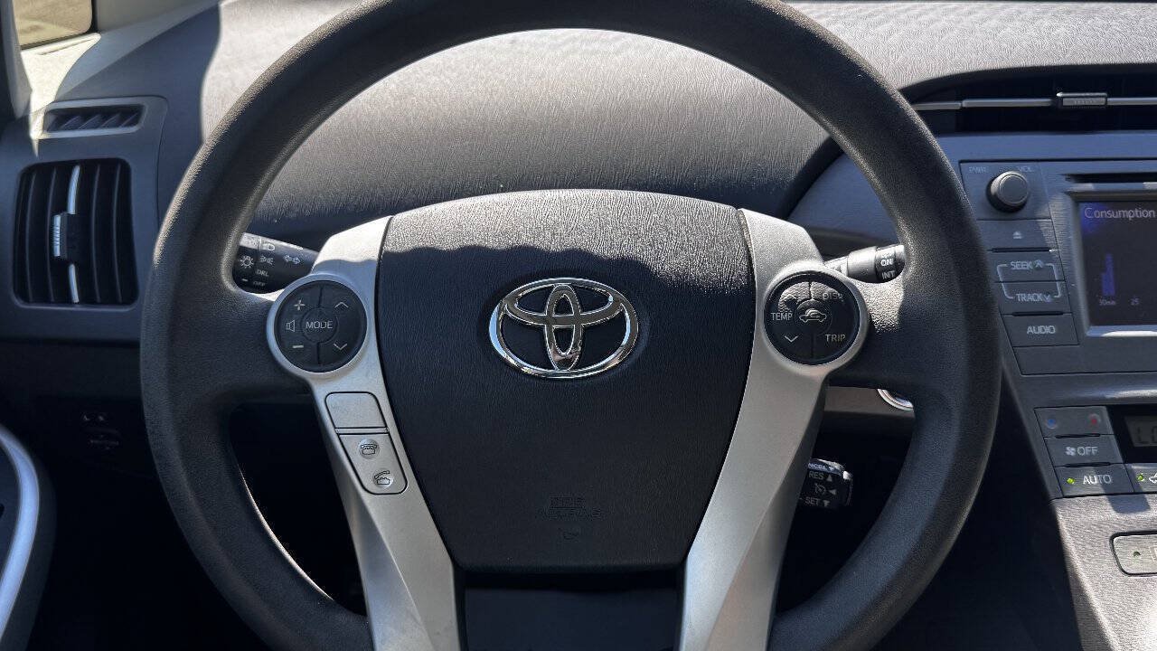 Used 2012 Toyota Prius Two FWD image 16