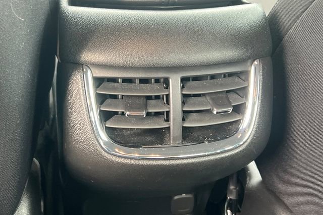 Used 2023 Chevrolet Malibu LT image 15