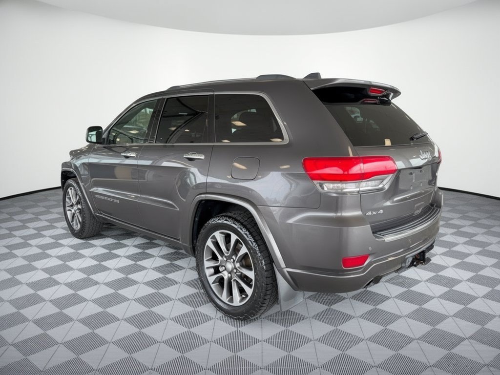 Used 2018 Jeep Grand Cherokee Overland AWD/4WD image 3