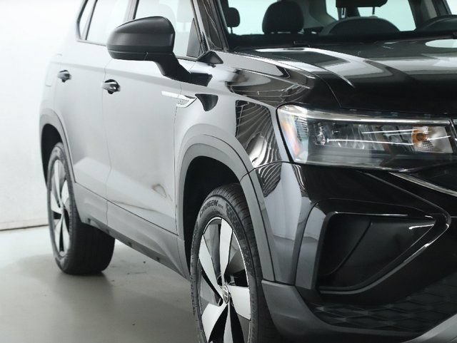 Used 2024 Volkswagen Taos S AWD/4WD image 8