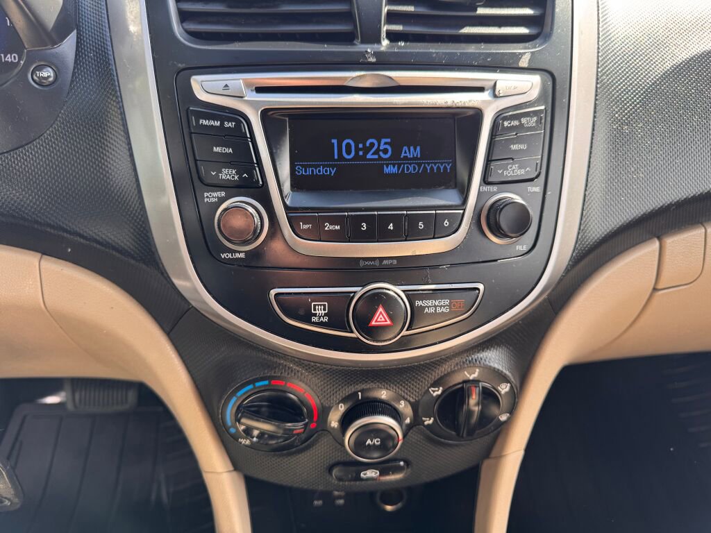 Used 2016 Hyundai Accent SE image 16