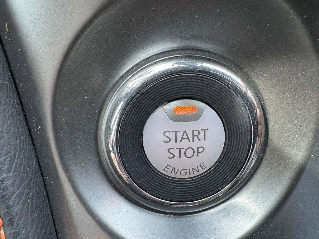 Used 2023 Nissan Maxima SR w/ Sport Mat Group image 23