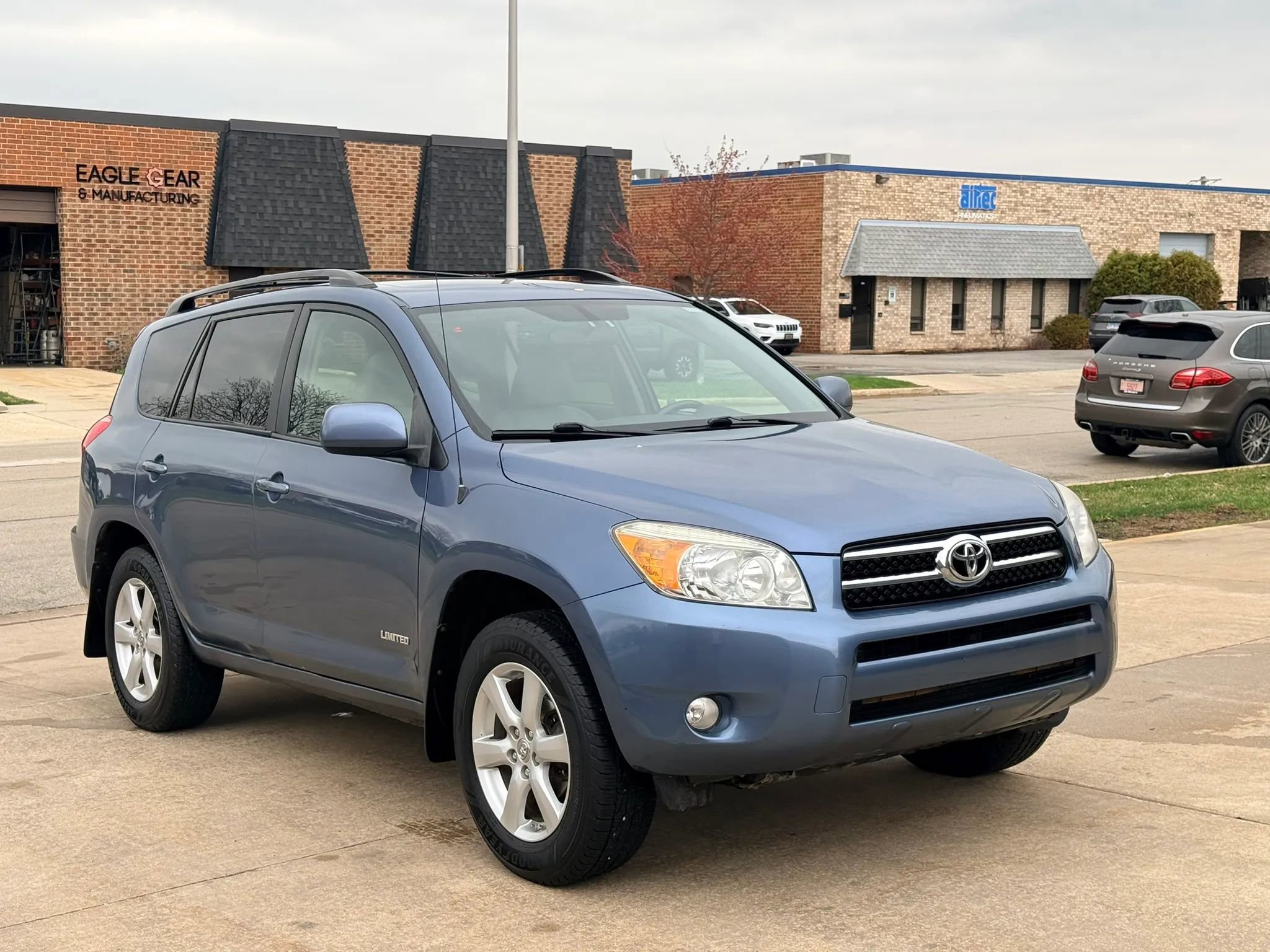 Used 2008 Toyota RAV4 Limited image 1