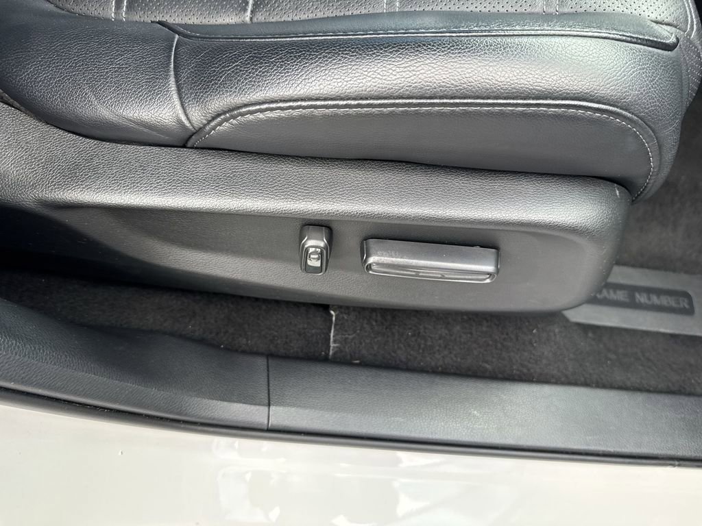 Used 2018 Honda CR-V EX-L image 41