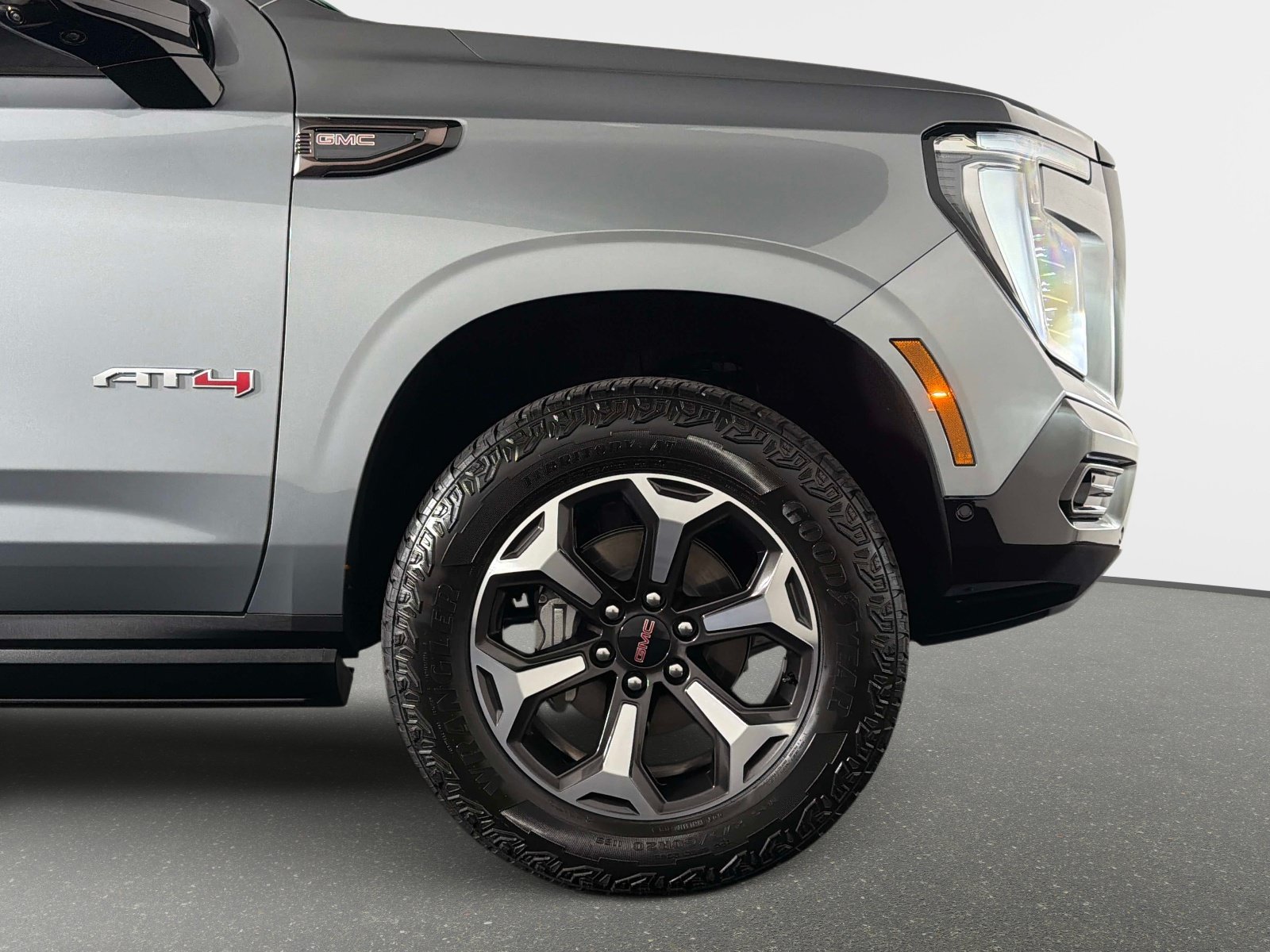 Used 2026 GMC Yukon AT4 Ultimate AWD/4WD image 22