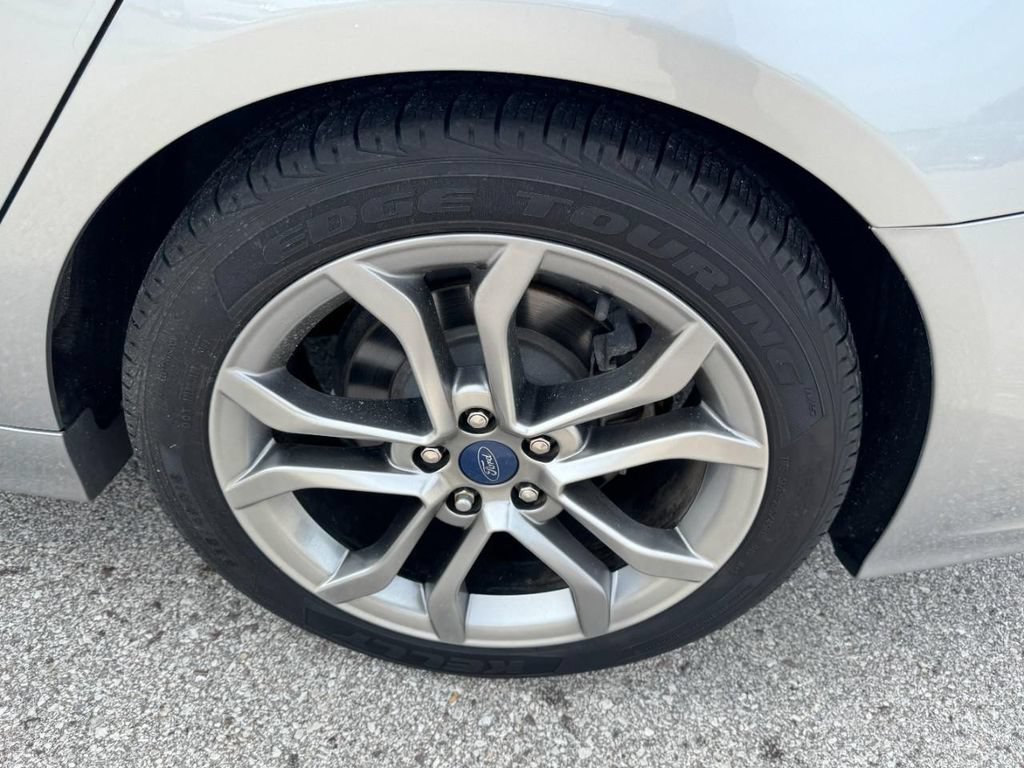 Used 2020 Ford Fusion SEL FWD image 7