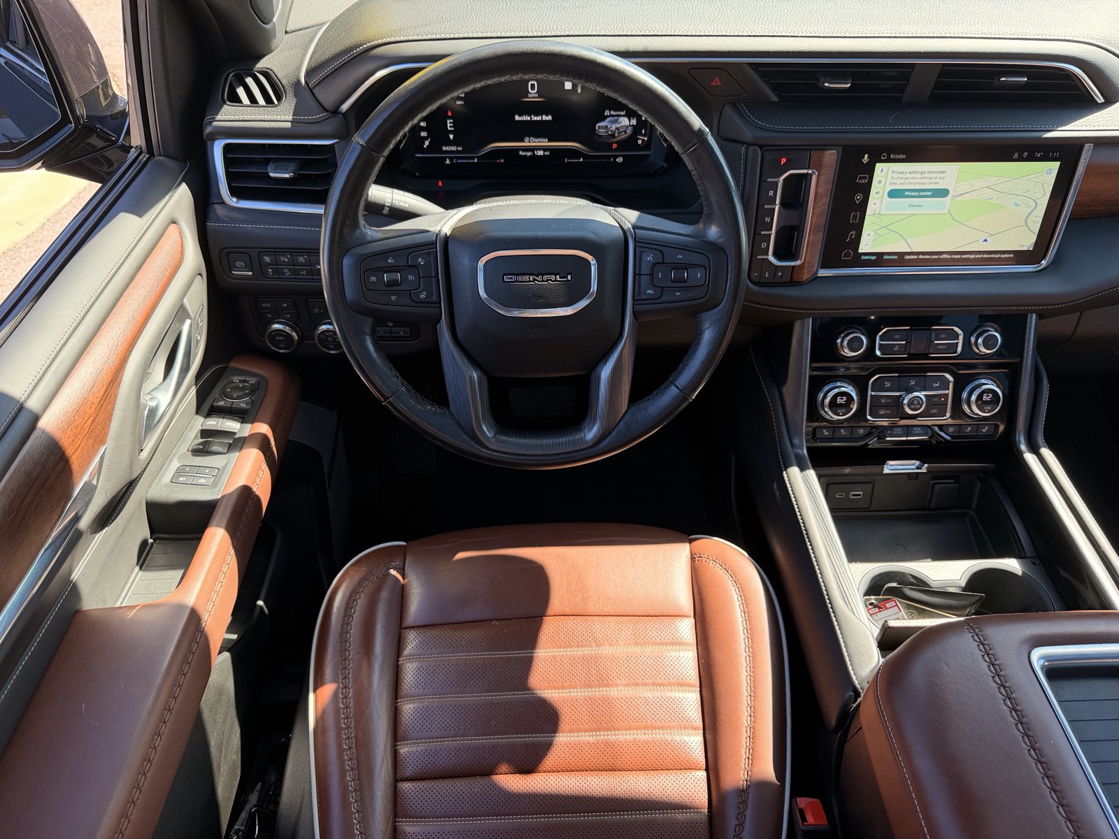 Used 2023 GMC Yukon XL Denali Ultimate AWD/4WD image 31