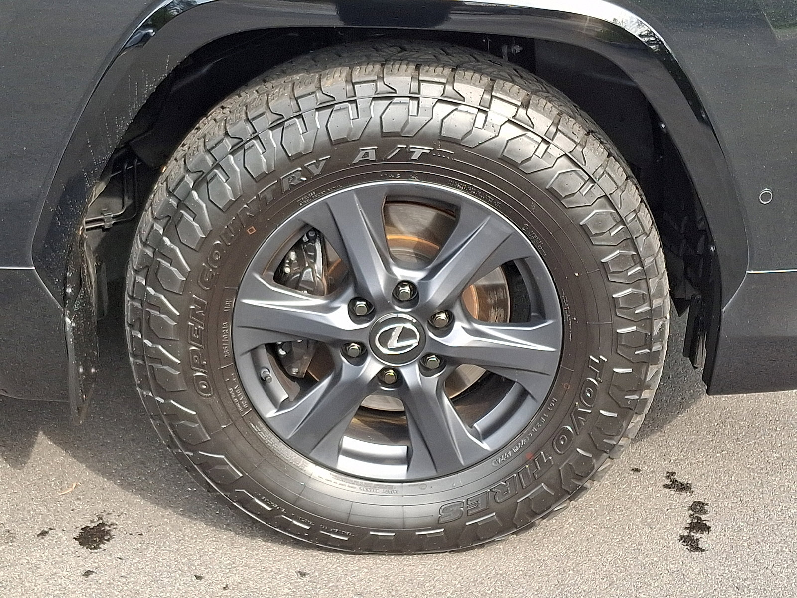Certified 2025 Lexus LX 700h Overtrail AWD/4WD image 8