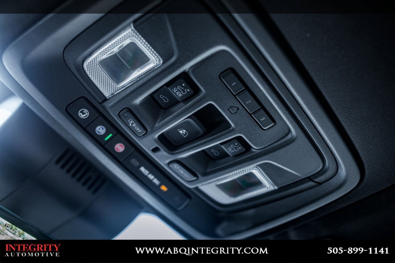 Used 2024 Chevrolet Silverado 2500 High Country w/ High Country Premium Package image 26