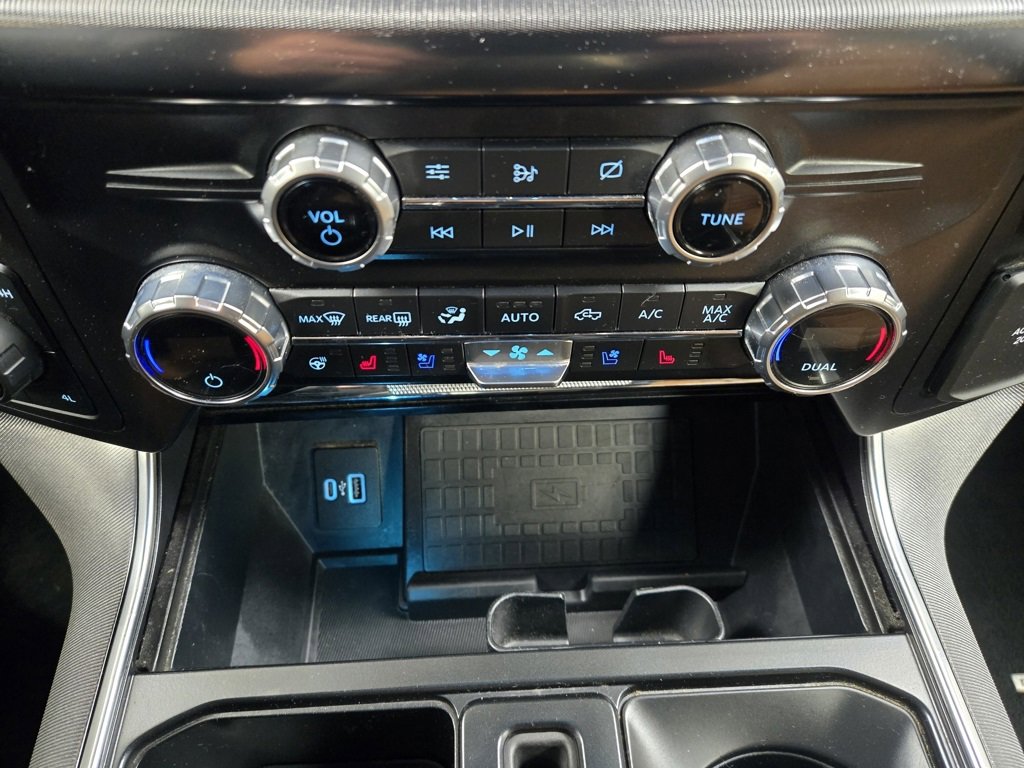 Used 2021 Ford F150 Platinum w/ Equipment Group 701A High image 22