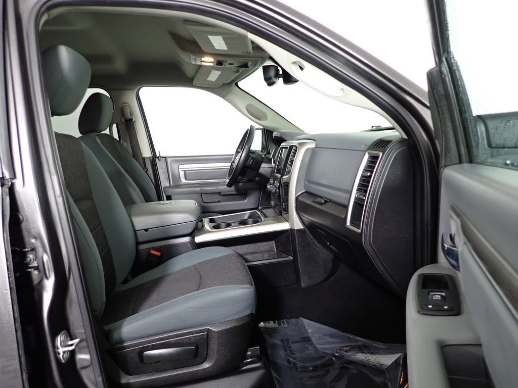 Used 2019 RAM 1500 Classic Warlock image 40