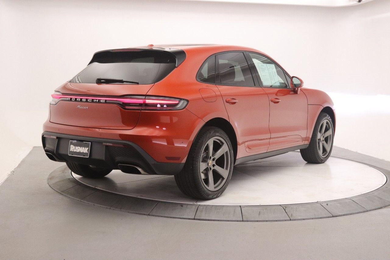 Used 2023 Porsche Macan Turbo image 5