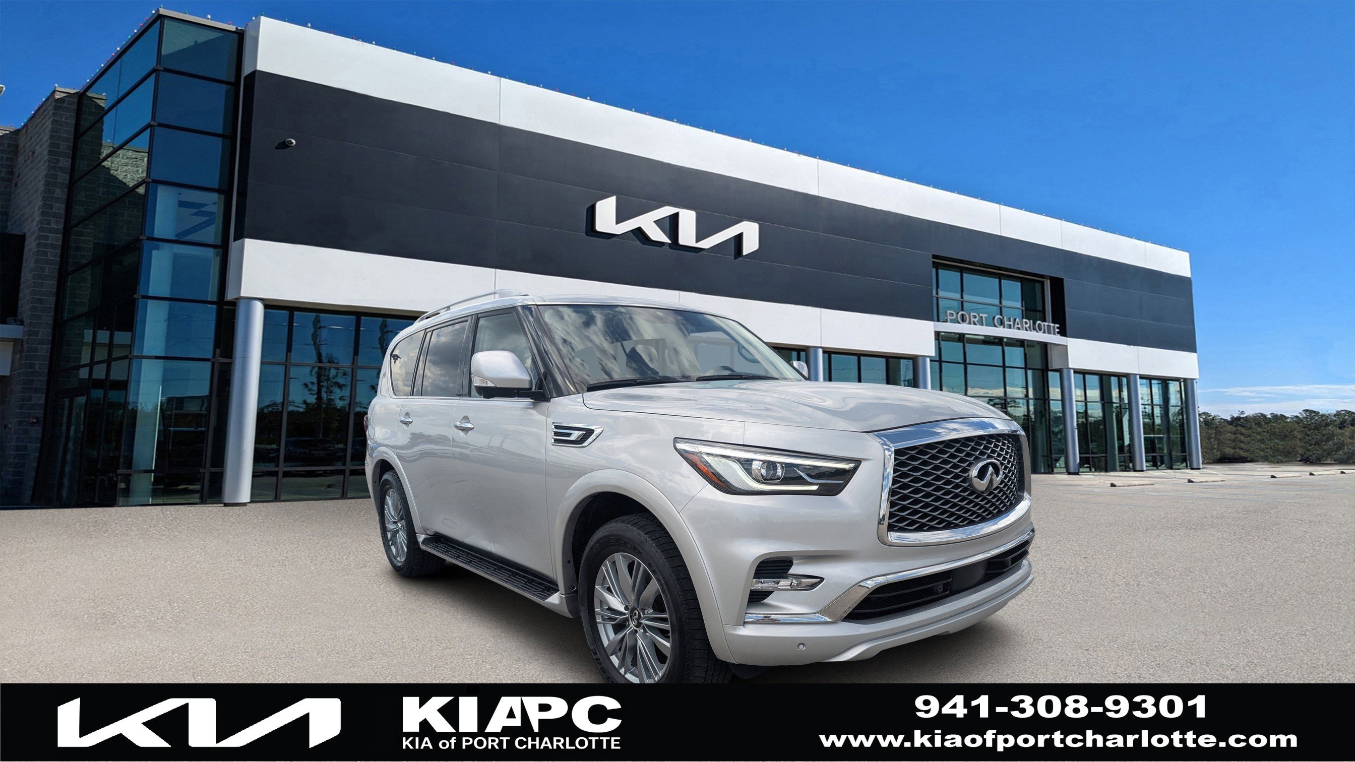 Used 2023 INFINITI QX80 Luxe w/ Cargo Package