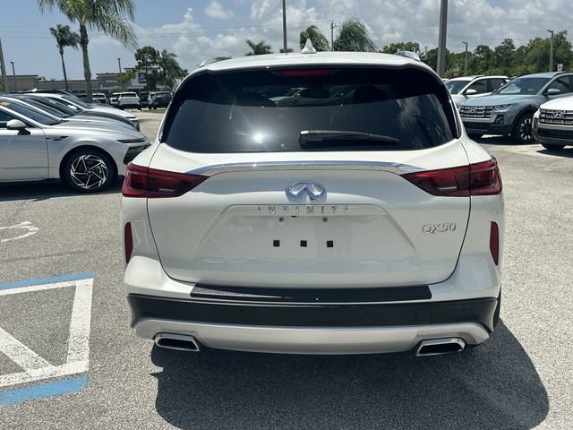 Used 2021 INFINITI QX50 Essential w/ Convenience Package FWD image 7