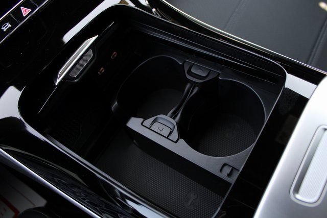 New 2025 Mercedes-Benz C 300 4MATIC Sedan image 26