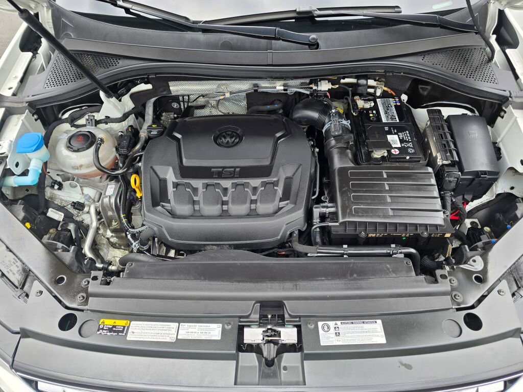 Used 2020 Volkswagen Tiguan SE image 10