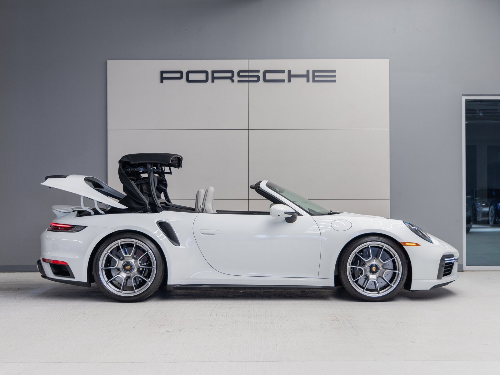 Certified 2024 Porsche 911 Turbo S image 9