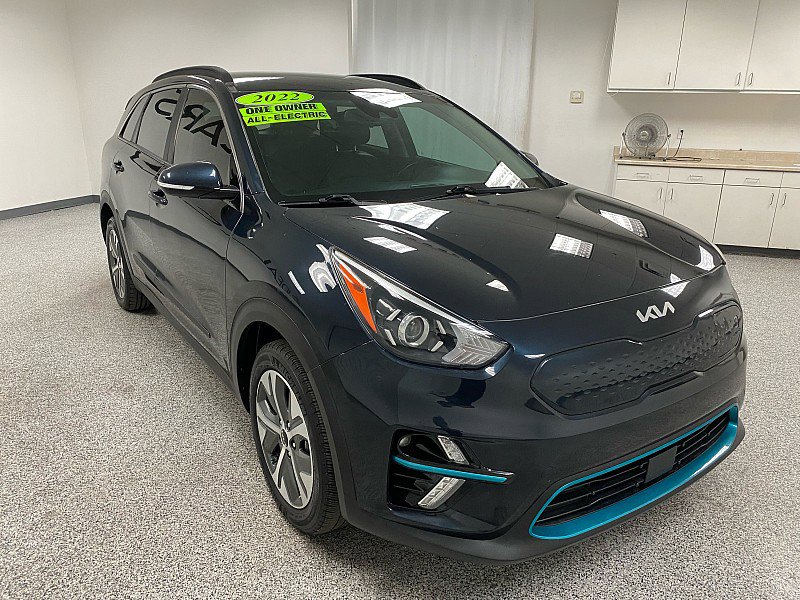 Used 2022 Kia Niro EX image 3