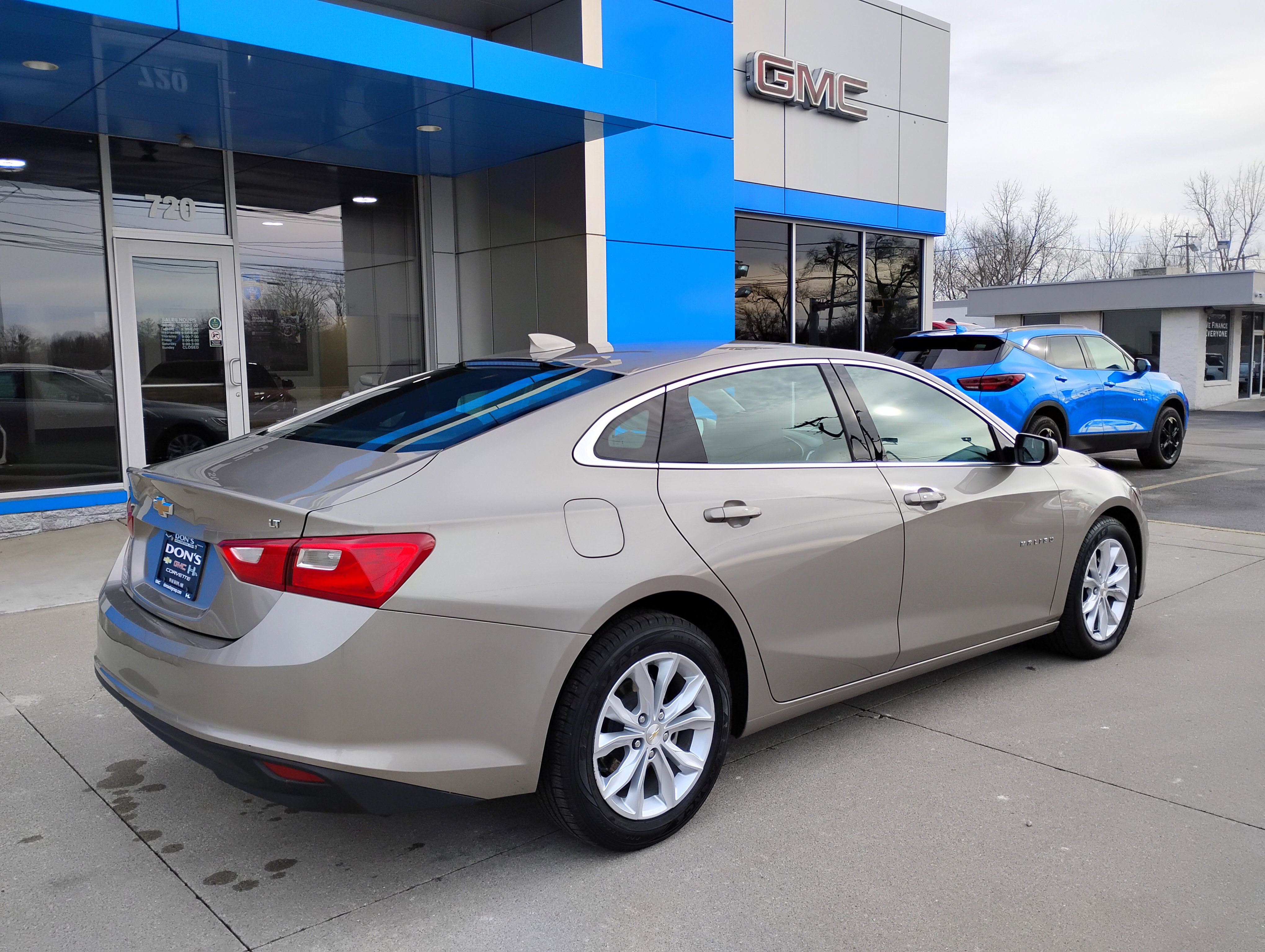 Used 2023 Chevrolet Malibu LT image 36